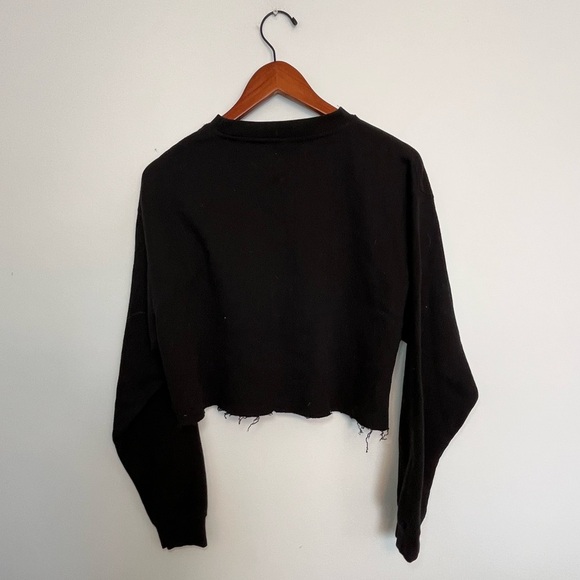 Black Cropped Sweatshirt with Rooster Graphic - Picture 5 of 5
